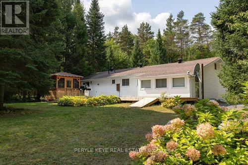 1098 Lawrence Pit Road, Muskoka Lakes, ON - Outdoor