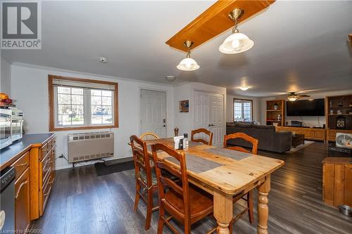 202 North Street, Grey Highlands, ON - Indoor Photo Showing Dining Room