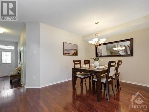 821 Percifor Way, Ottawa, ON - Indoor Photo Showing Dining Room