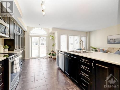 821 Percifor Way, Ottawa, ON - Indoor Photo Showing Kitchen With Double Sink