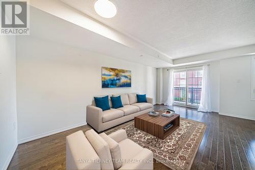 294 - 2264 Chevron Prince Path, Oshawa, ON - Indoor Photo Showing Living Room