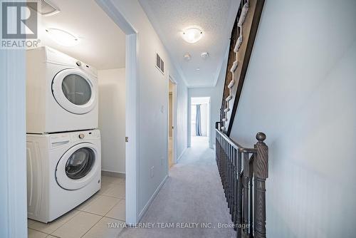 294 - 2264 Chevron Prince Path, Oshawa, ON - Indoor Photo Showing Laundry Room