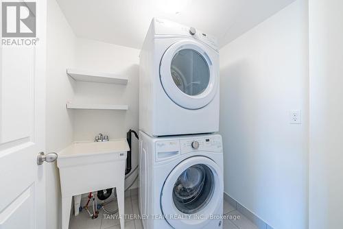 294 - 2264 Chevron Prince Path, Oshawa, ON - Indoor Photo Showing Laundry Room