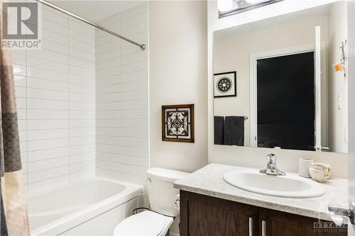 Main Bath - 243 Tim Sheehan Place, Ottawa, ON - Indoor Photo Showing Bathroom