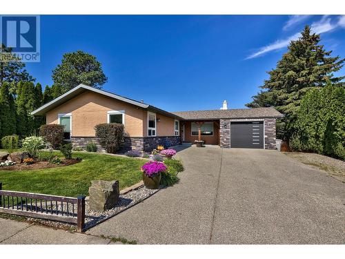 841 Gleneagles Drive, Kamloops, BC - Outdoor