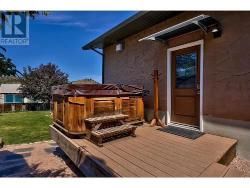 841 Gleneagles Drive, Kamloops, BC - Outdoor With Deck Patio Veranda With Exterior