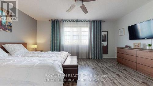 139 Russel Drive W, Bradford West Gwillimbury, ON - Indoor Photo Showing Bedroom