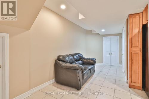 139 Russel Drive W, Bradford West Gwillimbury, ON - Indoor