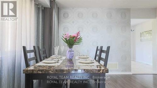 139 Russel Drive W, Bradford West Gwillimbury, ON - Indoor Photo Showing Dining Room