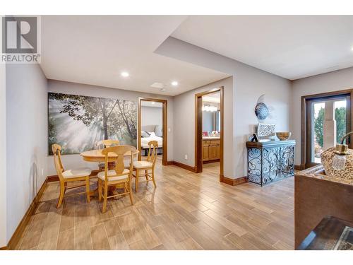 616 Hart Place, Vernon, BC - Indoor Photo Showing Dining Room