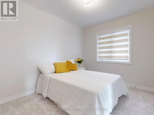 31 John Dallimore Drive, Georgina, ON - Indoor Photo Showing Bedroom