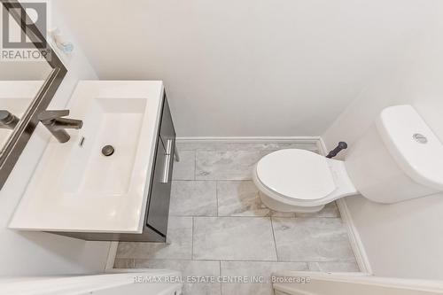 429 Scott Drive, Orangeville, ON - Indoor Photo Showing Bathroom