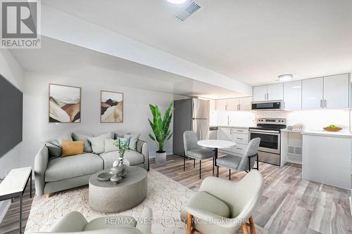 37 Redcar Avenue, Toronto, ON - Indoor Photo Showing Living Room