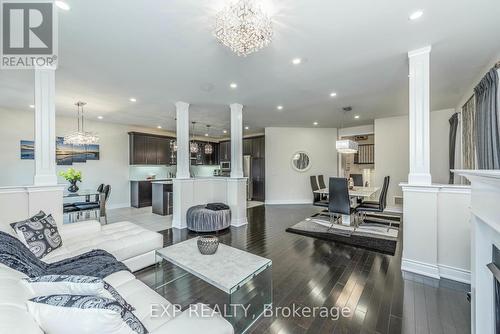 57 Valleybrook Crescent, Caledon, ON - Indoor Photo Showing Living Room