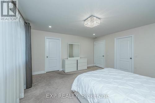 57 Valleybrook Crescent, Caledon, ON - Indoor Photo Showing Bedroom