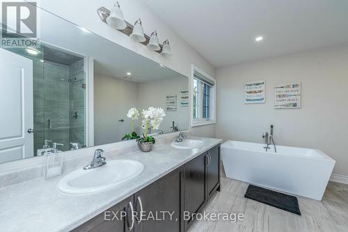 57 Valleybrook Crescent, Caledon, ON - Indoor Photo Showing Bathroom