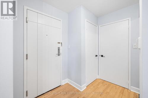 214 - 2267 Lake Shore Boulevard W, Toronto, ON - Indoor Photo Showing Other Room