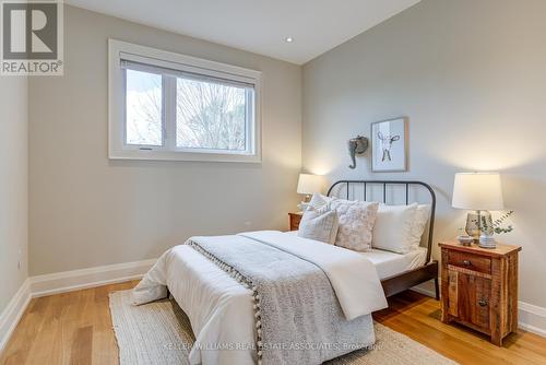 1088 Gardner Avenue, Mississauga, ON - Indoor Photo Showing Bedroom