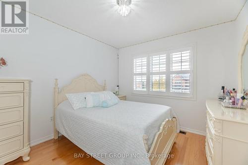 4 Delport Close, Brampton, ON - Indoor Photo Showing Bedroom