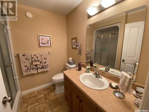 19 Good Spirit Crescent, Yorkton, SK - Indoor Photo Showing Bathroom