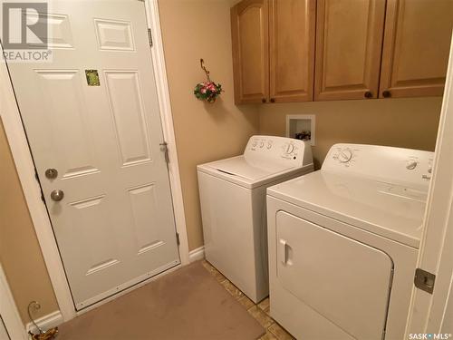 19 Good Spirit Crescent, Yorkton, SK - Indoor Photo Showing Laundry Room