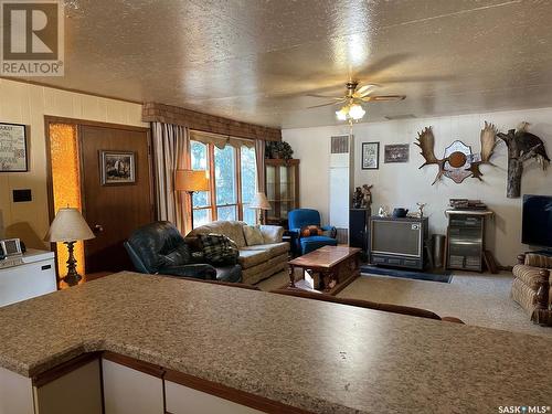 16 Poplar Crescent, Hudson Bay, SK - Indoor Photo Showing Living Room