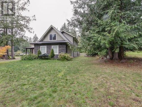 3233 Butler Rd, Powell River, BC - Outdoor