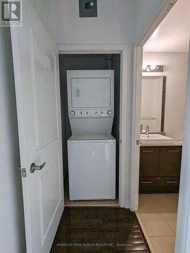 1511 - 26 Norton Avenue, Toronto, ON - Indoor Photo Showing Laundry Room