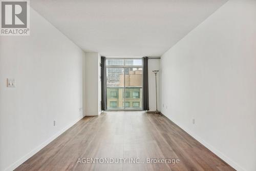 1122 - 109 Front Street E, Toronto, ON - Indoor Photo Showing Other Room