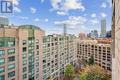 1122 - 109 Front Street E, Toronto, ON - Outdoor With Facade