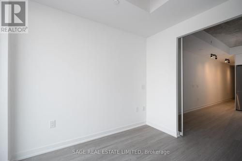 615 - 195 Mccaul Street, Toronto, ON - Indoor Photo Showing Other Room