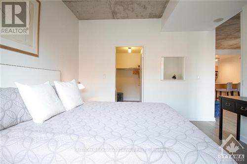 208 - 180 York Street, Ottawa, ON - Indoor Photo Showing Bedroom