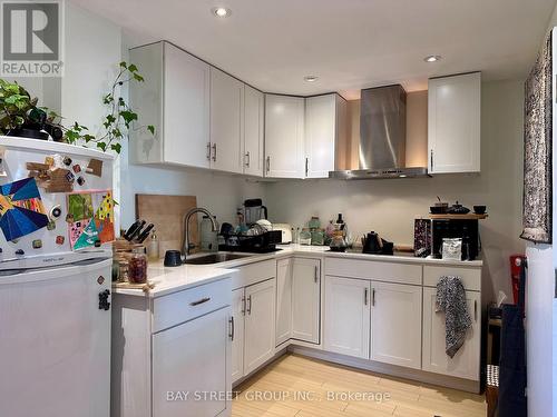 2A - 75 Main Street N, Markham, ON - Indoor Photo Showing Kitchen