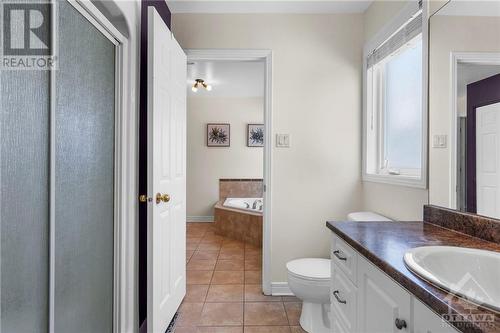 114 Echowoods Avenue, Ottawa, ON - Indoor Photo Showing Bathroom