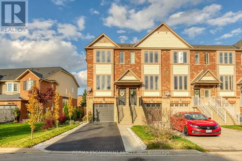 57 Willow Lane, Grimsby, ON - Outdoor With Facade