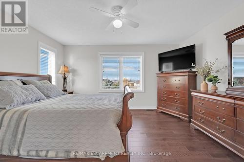 57 Willow Lane, Grimsby, ON - Indoor Photo Showing Bedroom