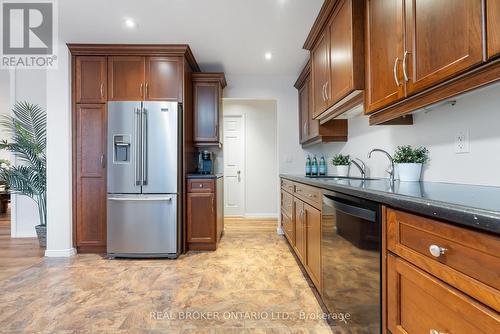 Ph #7 - 3267 King Street E, Kitchener, ON - Indoor Photo Showing Kitchen