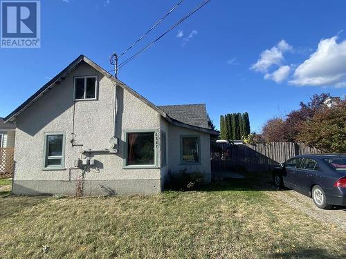 6887 16Th Street, Grand Forks, BC - Outdoor