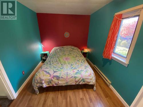 6887 16Th Street, Grand Forks, BC - Indoor Photo Showing Bedroom