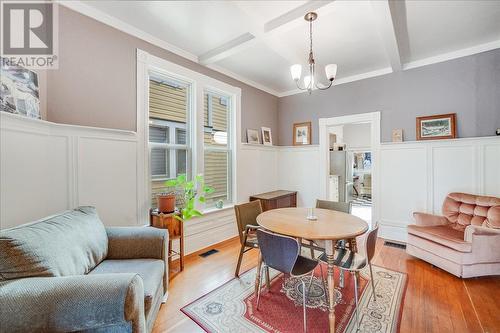 606 Carbonate Street, Nelson, BC - Indoor Photo Showing Dining Room