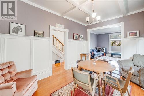 606 Carbonate Street, Nelson, BC - Indoor Photo Showing Living Room