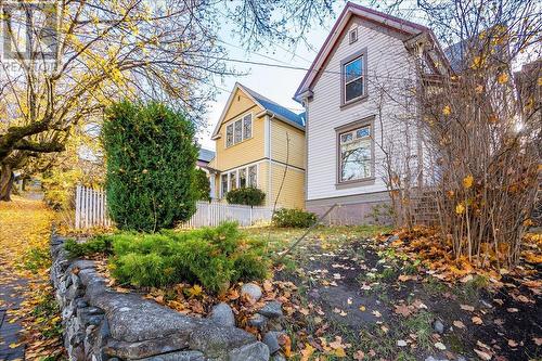 606 Carbonate Street, Nelson, BC - Outdoor