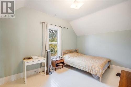 606 Carbonate Street, Nelson, BC - Indoor Photo Showing Bedroom