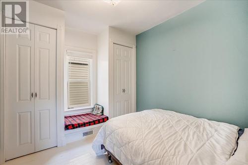 606 Carbonate Street, Nelson, BC - Indoor Photo Showing Bedroom