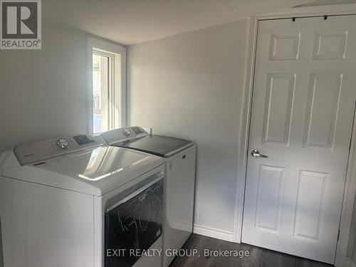 18 Frank Street, Belleville, ON - Indoor Photo Showing Laundry Room