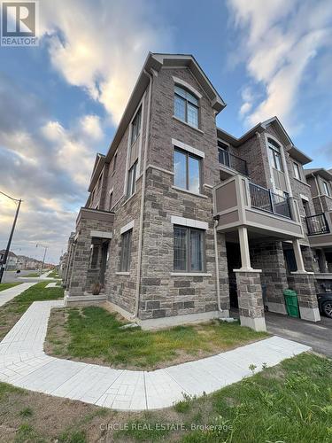 151 Keppel Circle, Brampton, ON - Outdoor With Balcony With Facade