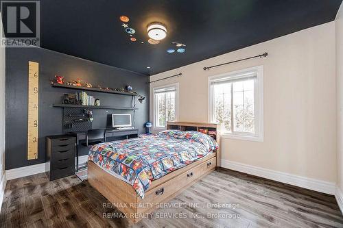 15075 Humberstation Road, Caledon, ON - Indoor Photo Showing Bedroom