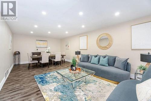 15075 Humberstation Road, Caledon, ON - Indoor Photo Showing Living Room