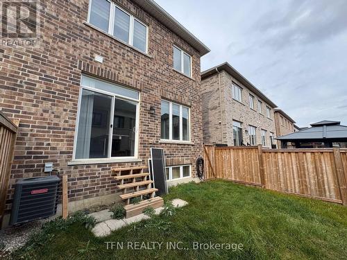 48 Boathouse Road, Brampton, ON - Outdoor