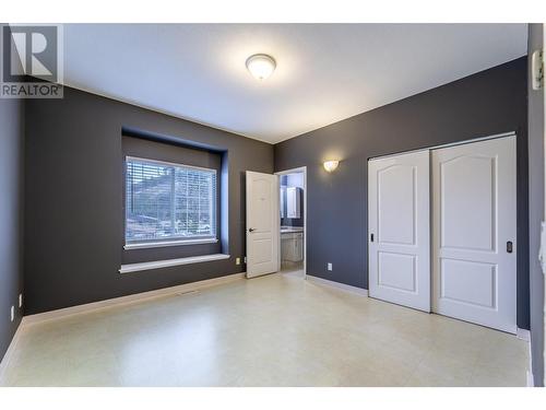 9719 Brown Street, Summerland, BC - Indoor Photo Showing Other Room